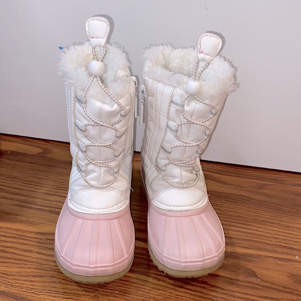 Khombu snow boots for girls